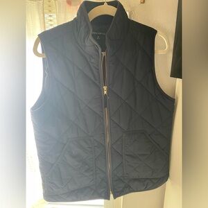 J Crew size M navy Quilted Vest